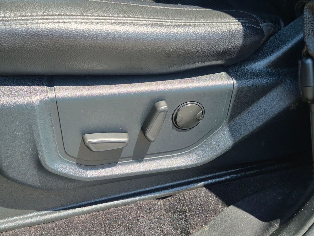 Used 2021 Blue Metallic Ford XLT image 15