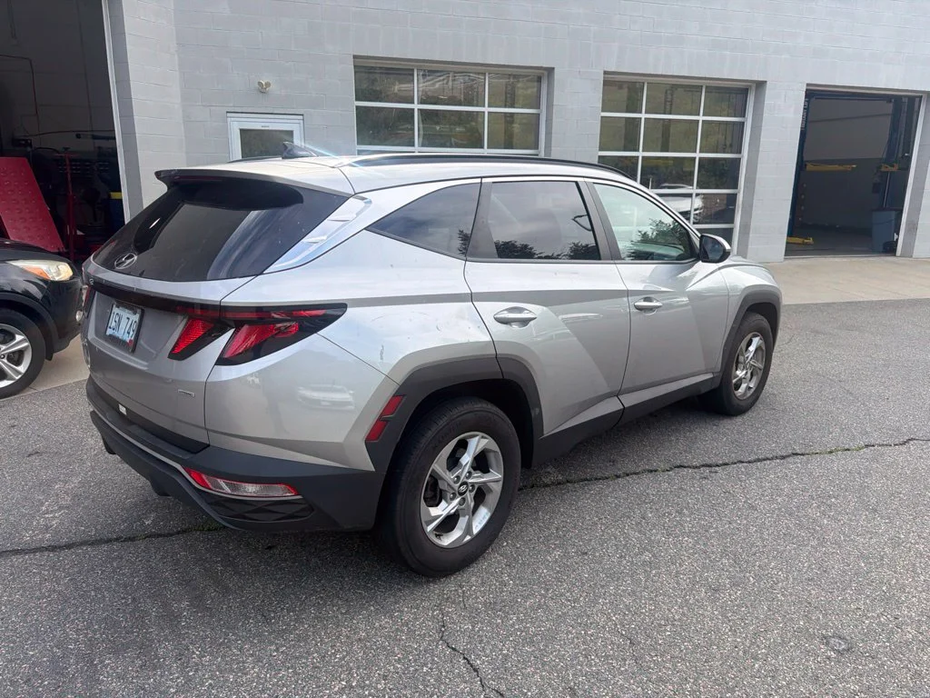 Used 2024 Silver Hyundai SEL image 2
