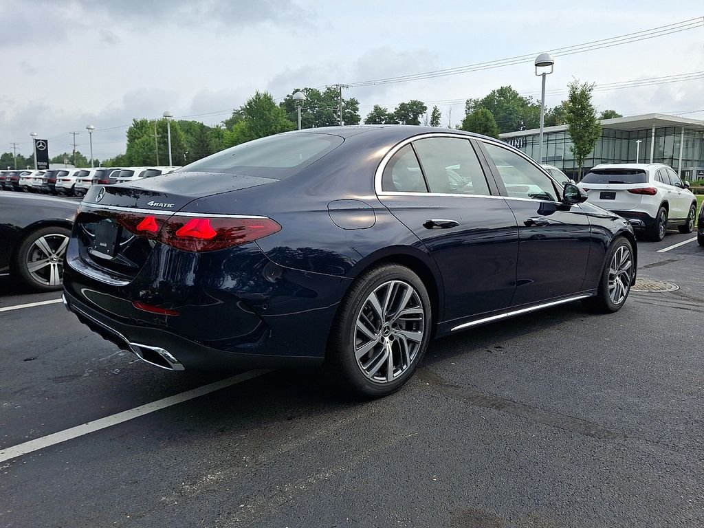 New 2027 Nautical Blue Metallic Mercedes-Benz E 350 image 6