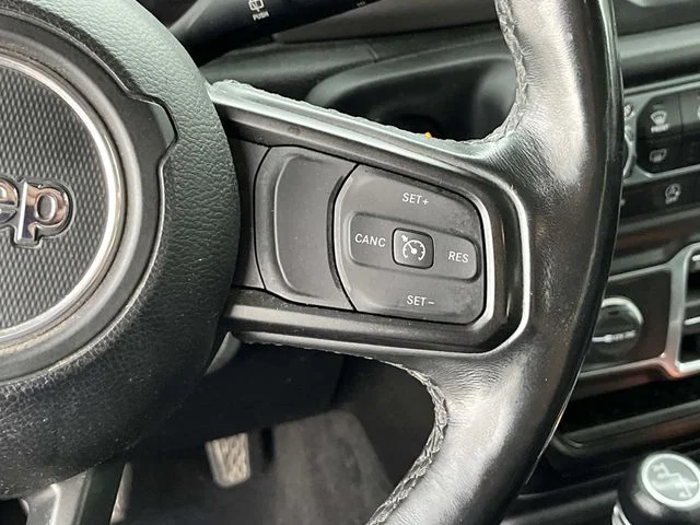 Used 2018 Gray Jeep Unlimited Sport S image 29