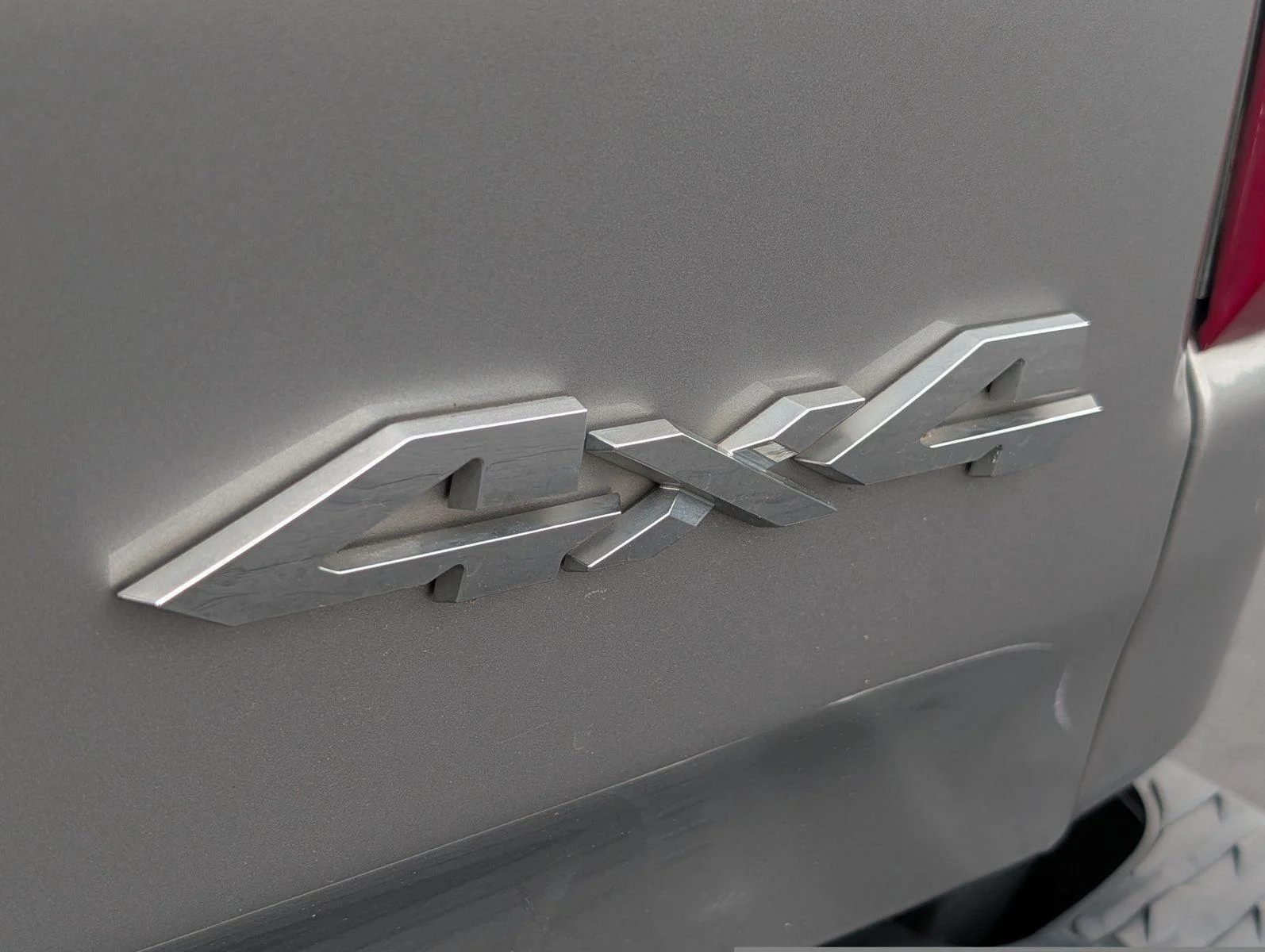 Used 2022 Billet Silver Metallic Clearcoat Ram Limited image 33