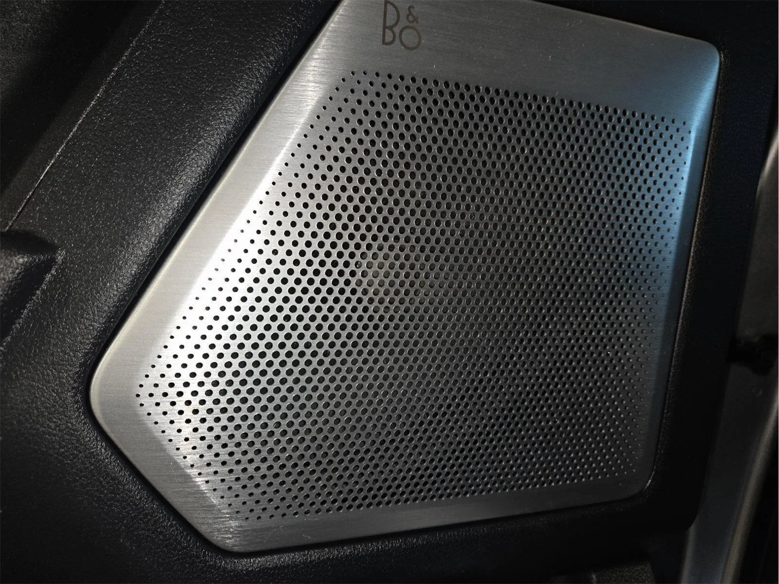 Used 2023 Iconic Silver Ford Raptor image 17