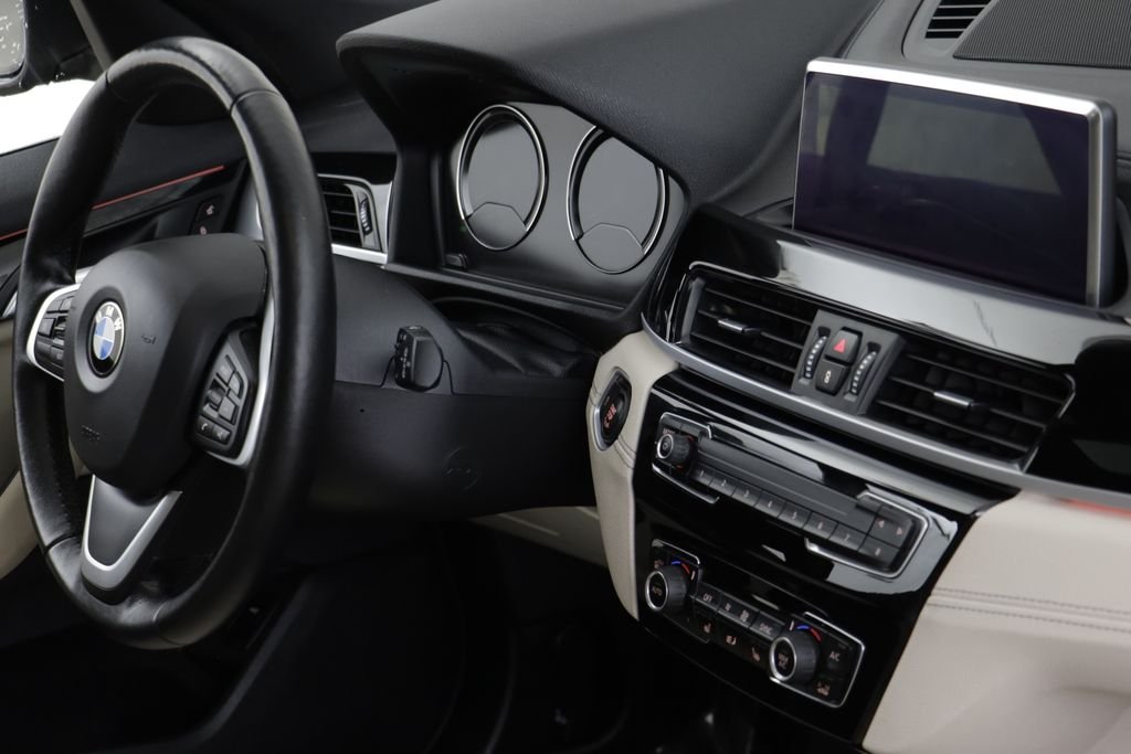 Used 2021 Mineral Grey Metallic BMW xDrive28i image 22
