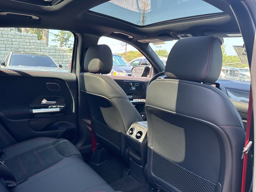 2026 Mercedes-Benz GLA AMG GLA 35 - Photo 100