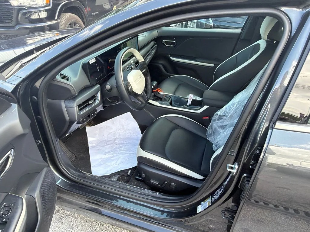 Used 2026 Interstellar Gray Kia GT-Line image 8