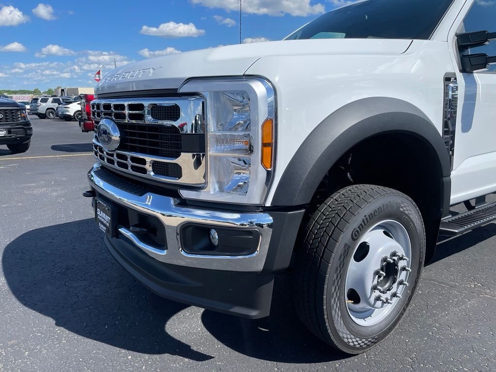 2026 Ford F-550 Super Duty Chassis Cab XL - Photo 31