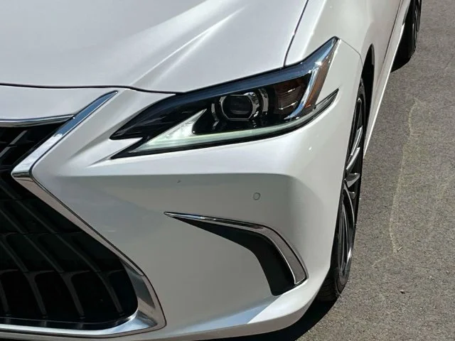 Certified Used 2024 White Pearl Lexus 350 image 9
