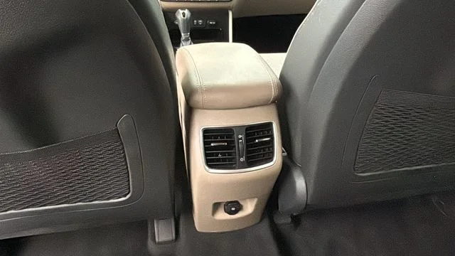 Used 2020 Red Hyundai Limited image 20