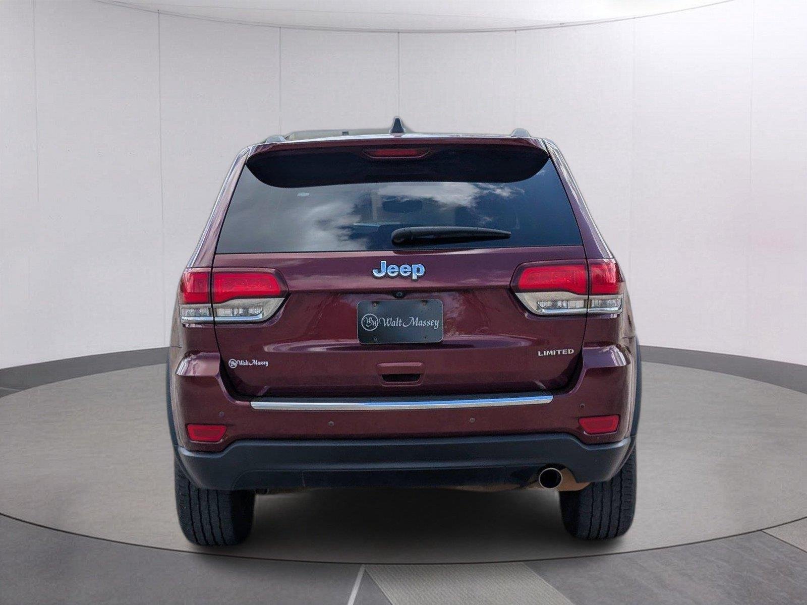 Used 2021 Velvet Red Pearlcoat Jeep Limited image 4