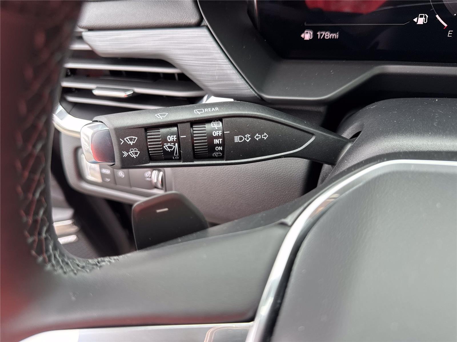 New 2026 Ebony Twilight Metallic GMC Elevation image 21