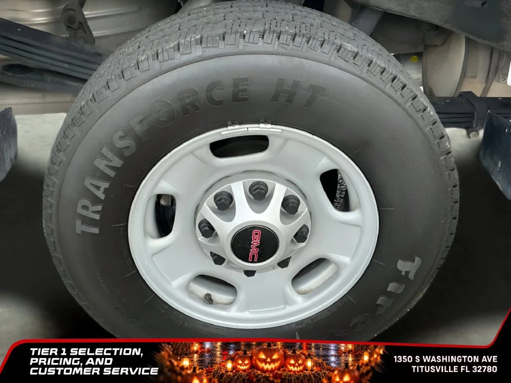 Certified Used 2021 SUMMIT WHITE GMC 2WD Regular Cab Long Bed image 14