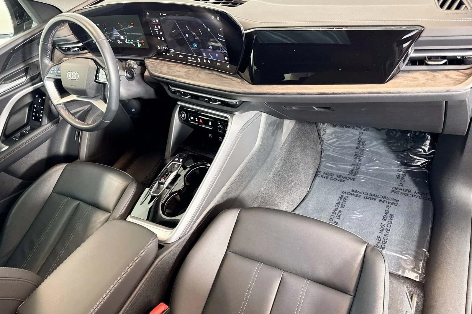 Used 2025 Mythos Balck Audi Premium image 27