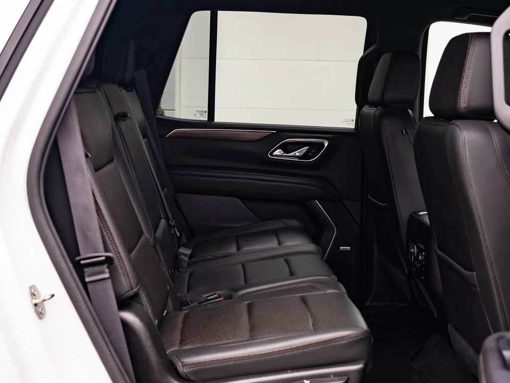 Used 2021 Summit White Chevrolet High Country image 45