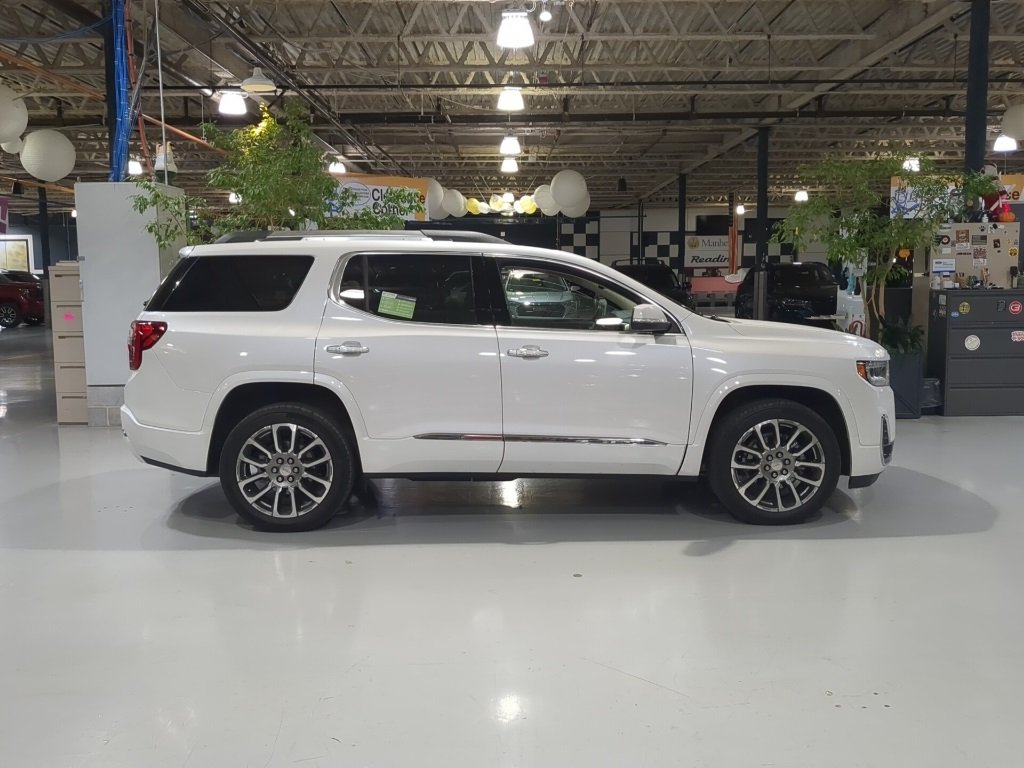 2023 Gmc Acadia Denali photo 4