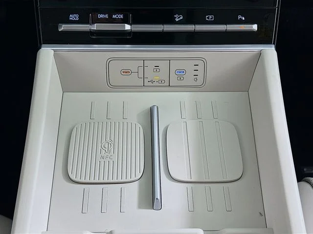New 2026 Gray Hyundai SEL image 18