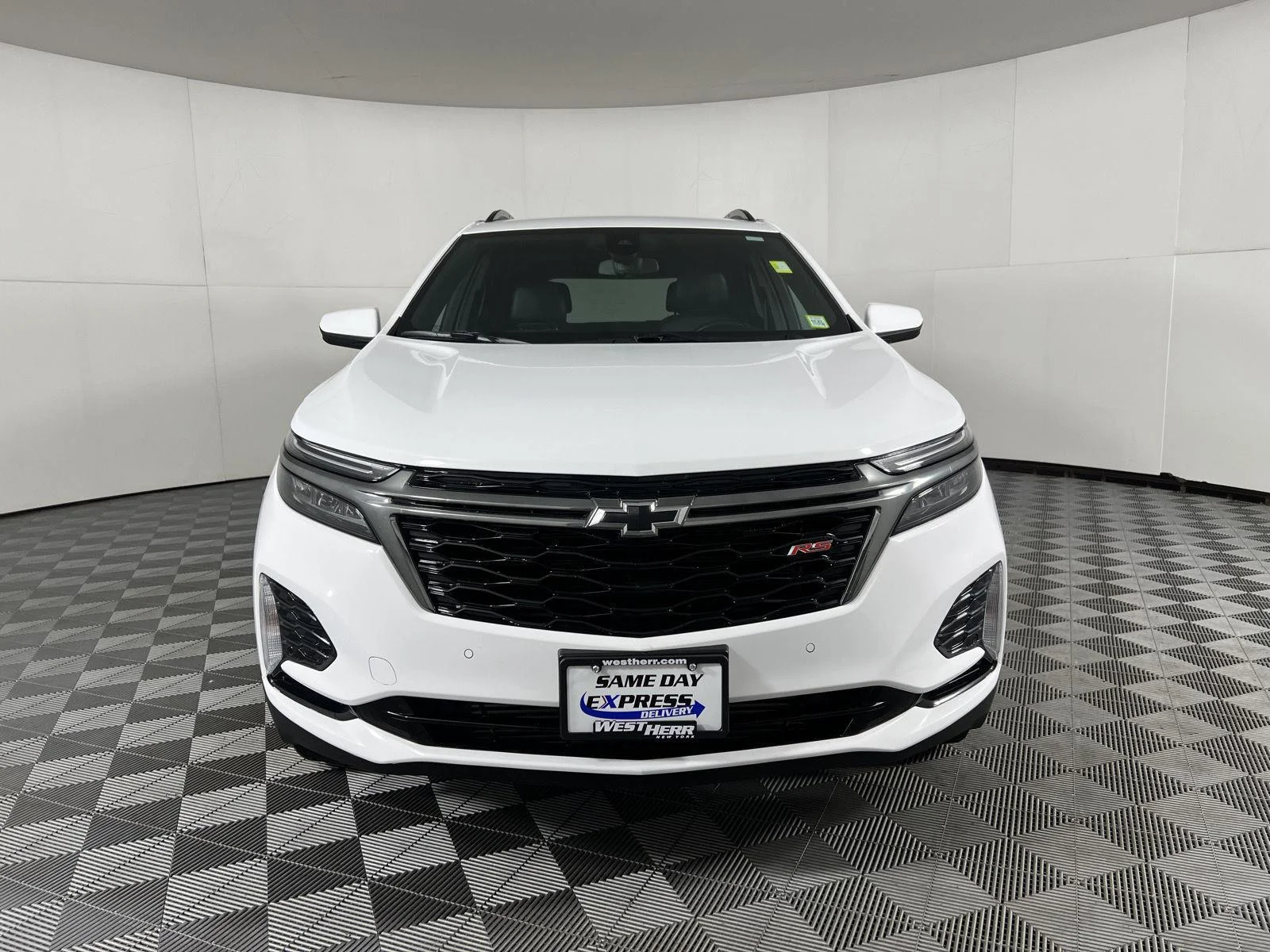 Used 2022 Summit White Chevrolet RS image 17
