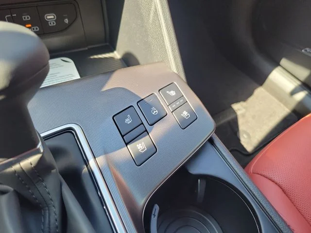 New 2026 Wolf Gray Kia SX Prestige image 28