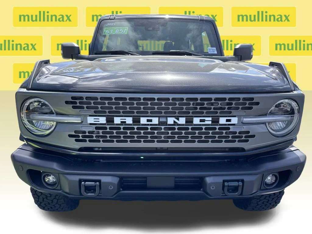 New 2025 Black Ford Badlands image 12