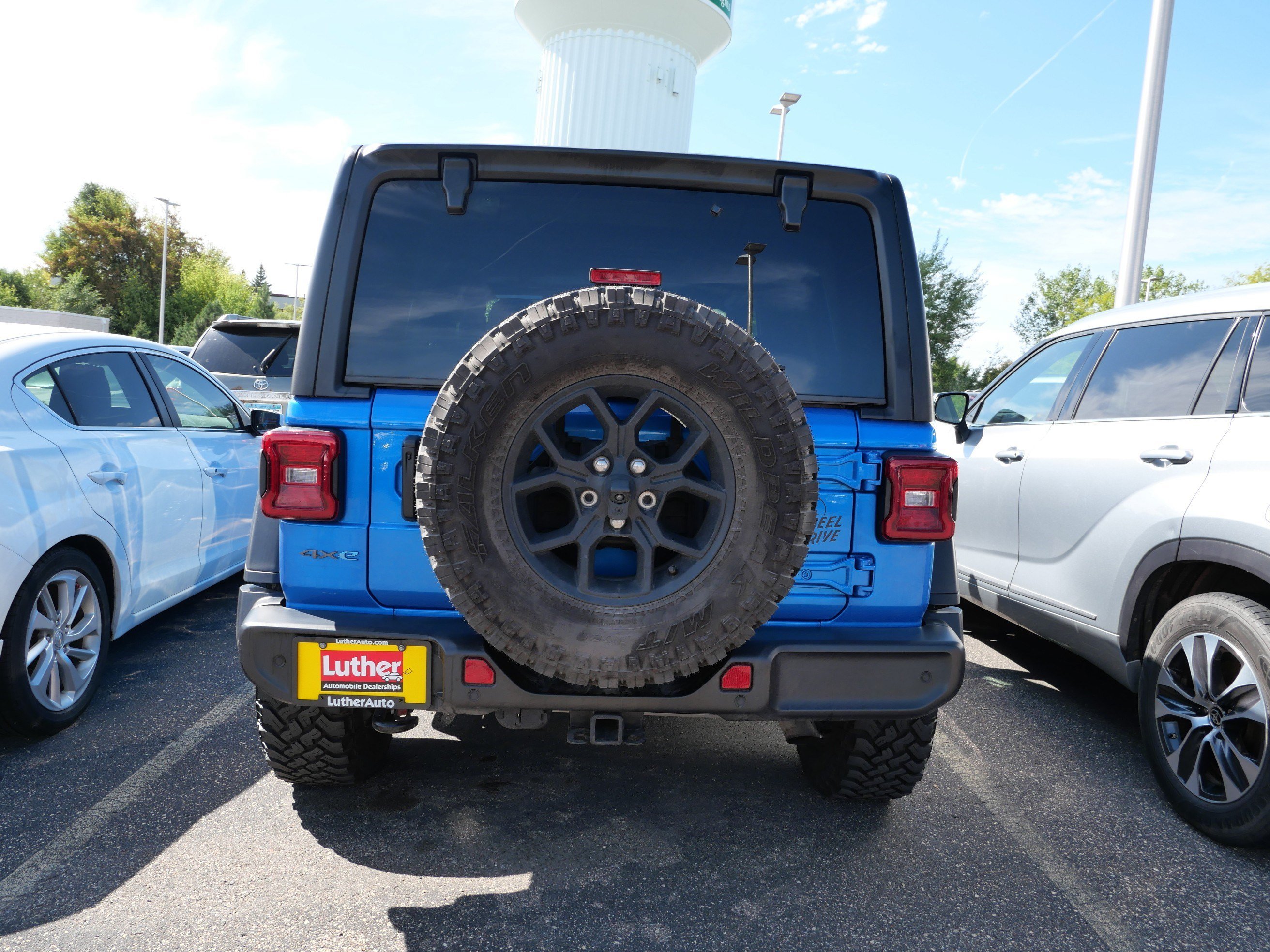 Used 2025 Hydro Blue Pearlcoat Jeep Willys image 6
