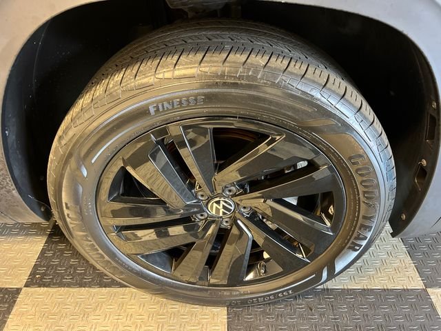 Certified Used 2023 Gray Volkswagen 3.6L V6 SE w/Technology image 10
