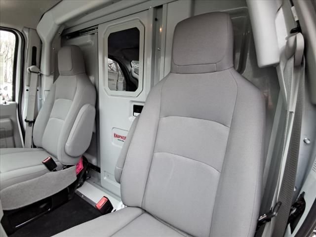 New 2025 Oxford White Ford E-350 SRW image 7