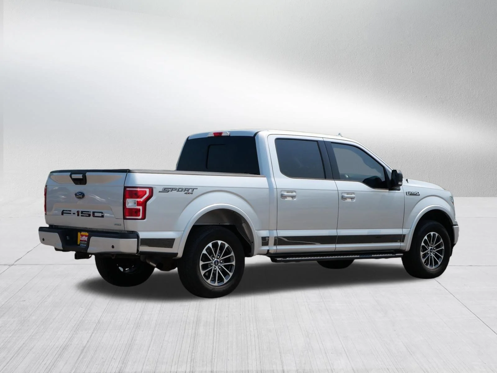Used 2018 Ingot Silver Metallic Ford XLT image 7