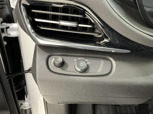 New 2026 Summit White Buick Sport Touring image 25