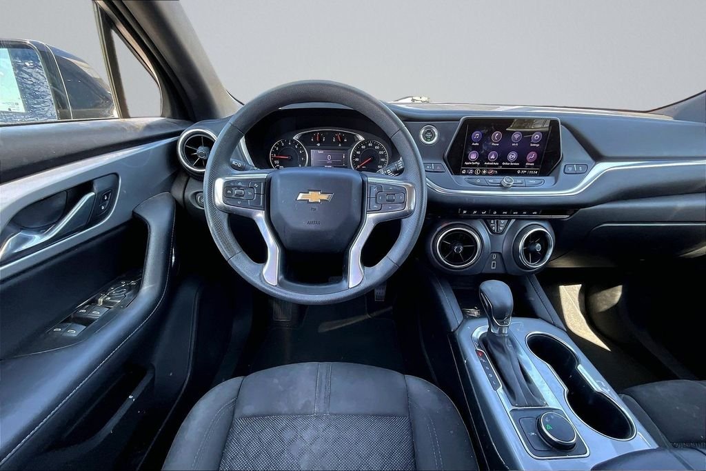 Used 2022 Gray Chevrolet LT image 5