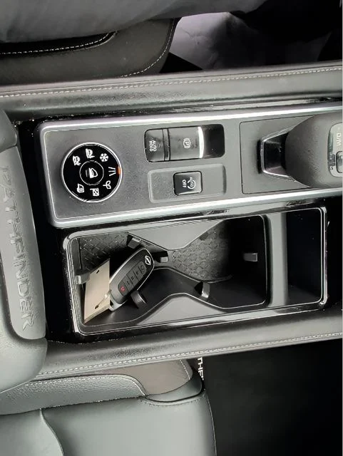 Used 2023 Black Nissan SL image 28
