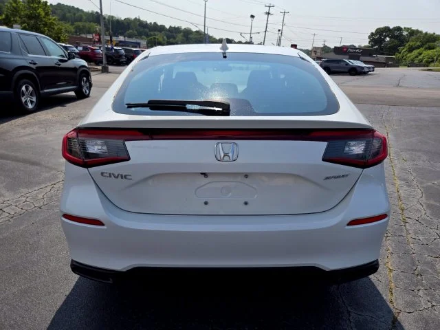 Used 2025 White Honda Sport image 7