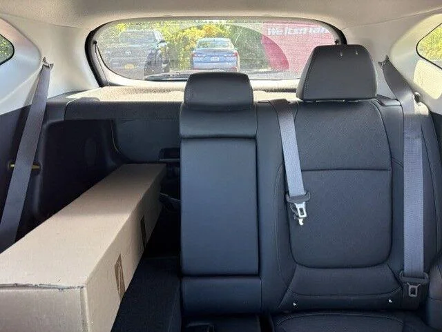 Used 2021 Starbright Yellow/Black Roof Kia SX Turbo image 13
