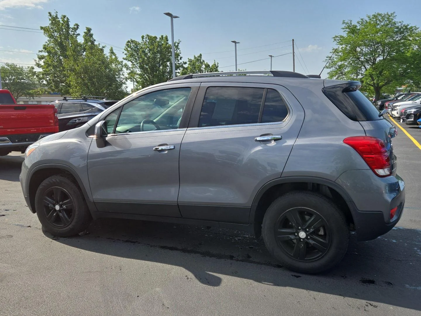 Used 2020 Satin Steel Metallic Chevrolet LT image 3