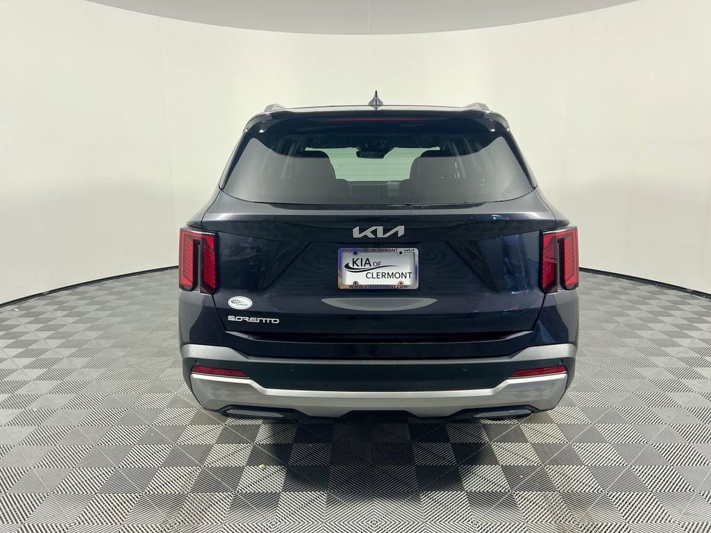 2026 Kia Sorento EX - Photo 3