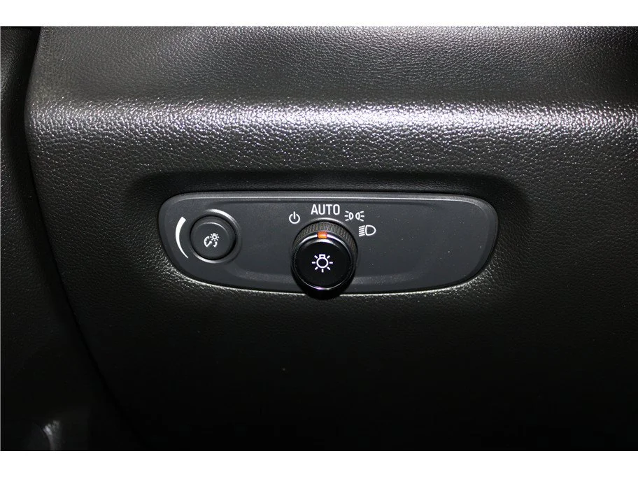 2023 Chevrolet Traverse 1LT - Photo 29