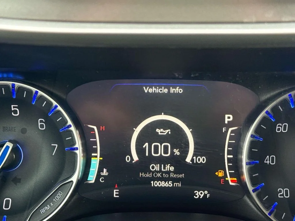 2023 Chrysler Pacifica Touring L - Photo 17