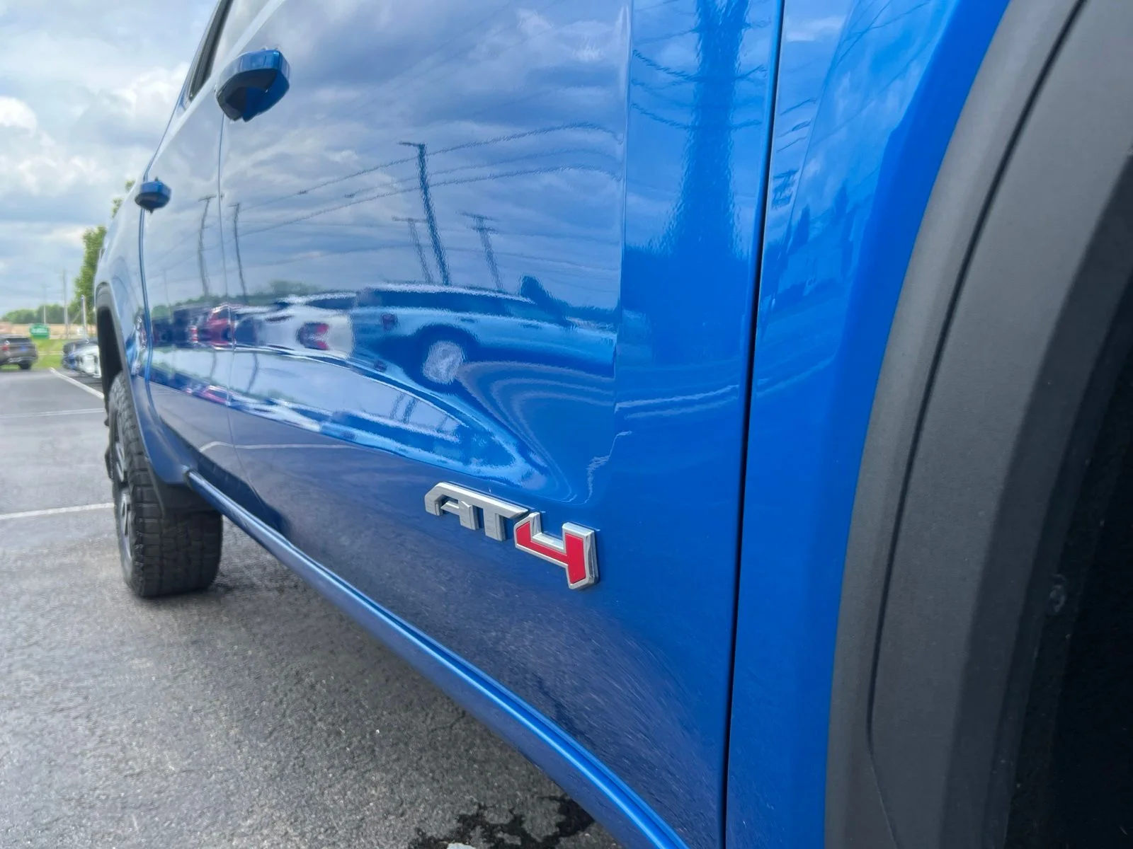 Used 2024 Blue Metallic GMC AT4 image 61