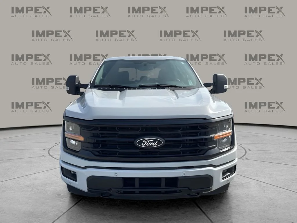 Used 2024 Gray Ford XLT image 8