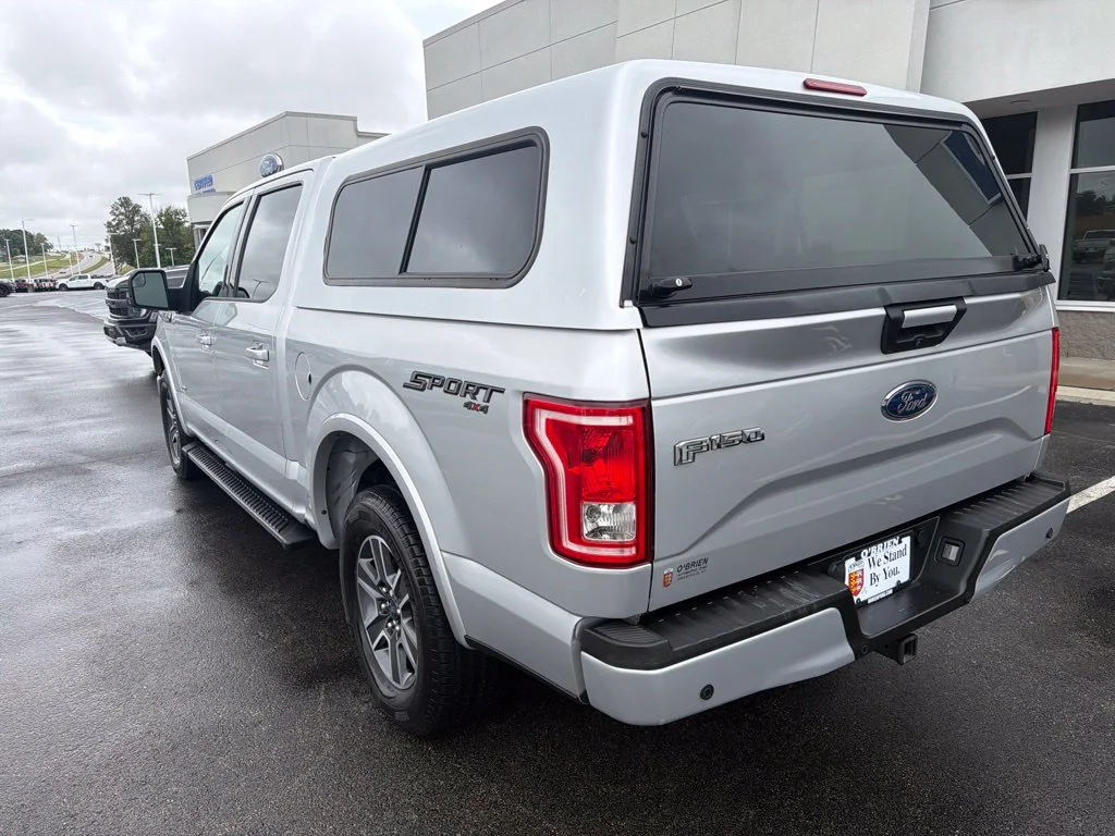 Used 2017 Ingot Silver Ford XLT image 3