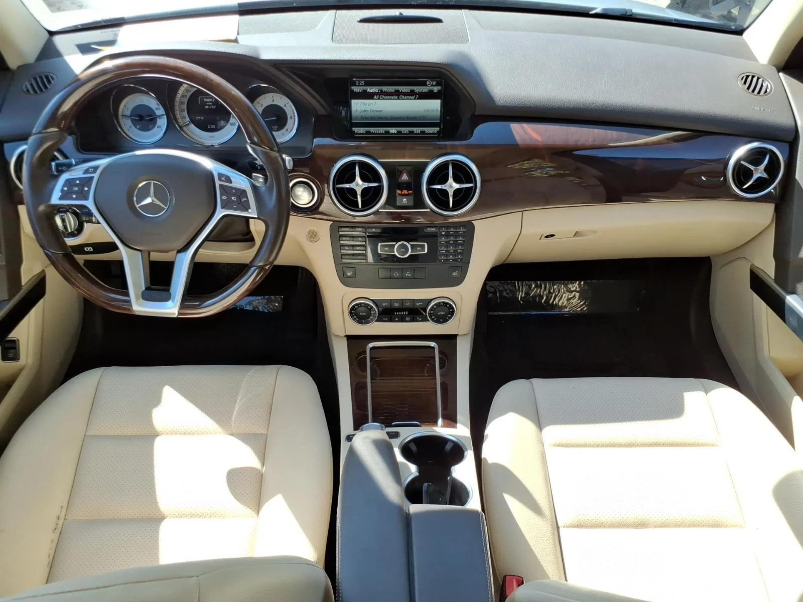 Used 2015 Iridium Silver Metallic Mercedes-Benz GLK 250 BlueTEC® image 30