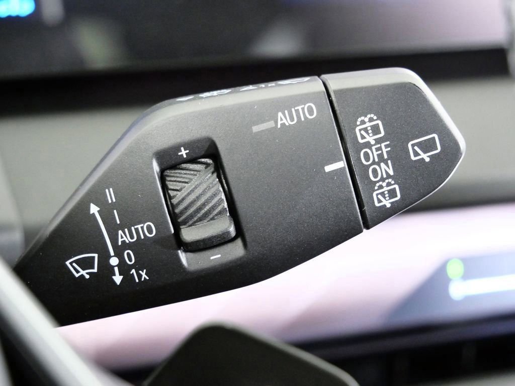 Used 2026 Black Sapphire Metallic BMW 30 xDrive image 48