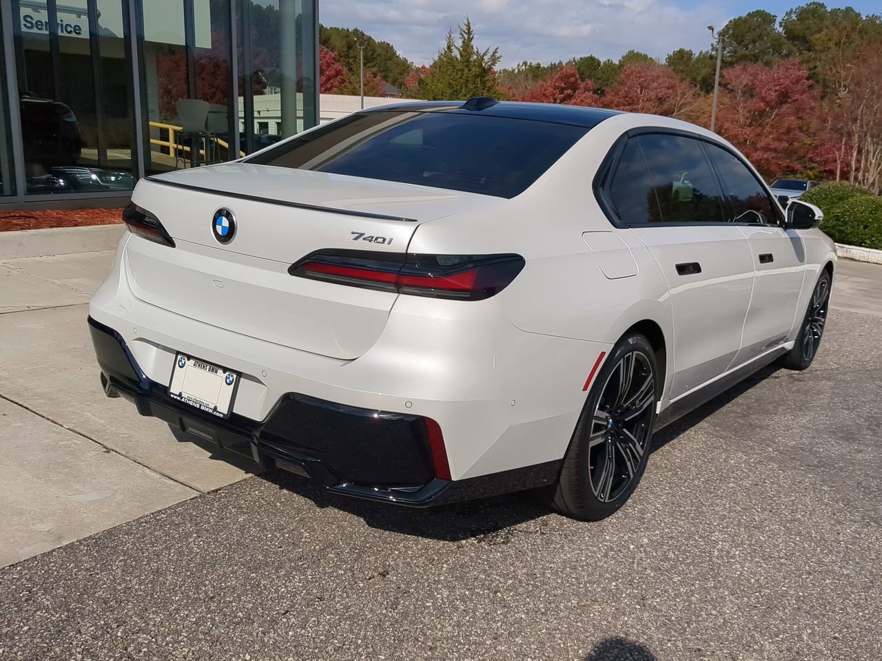 2025 BMW 7 Series 740i - Photo 8