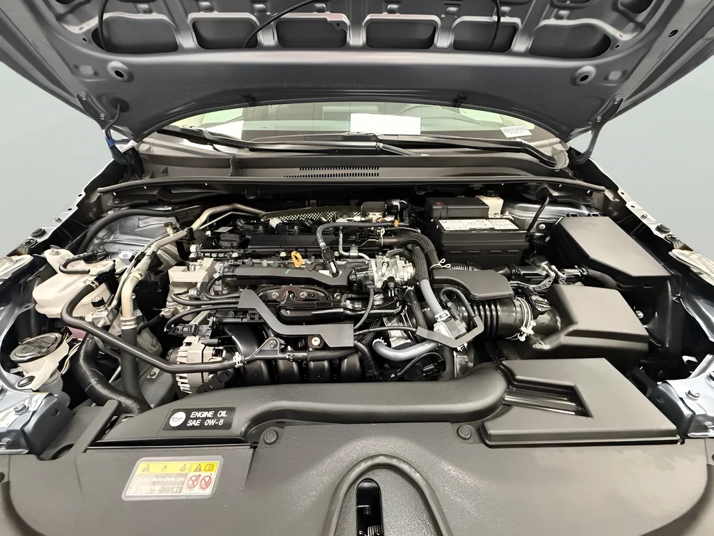 Used 2026  Toyota LE image 23