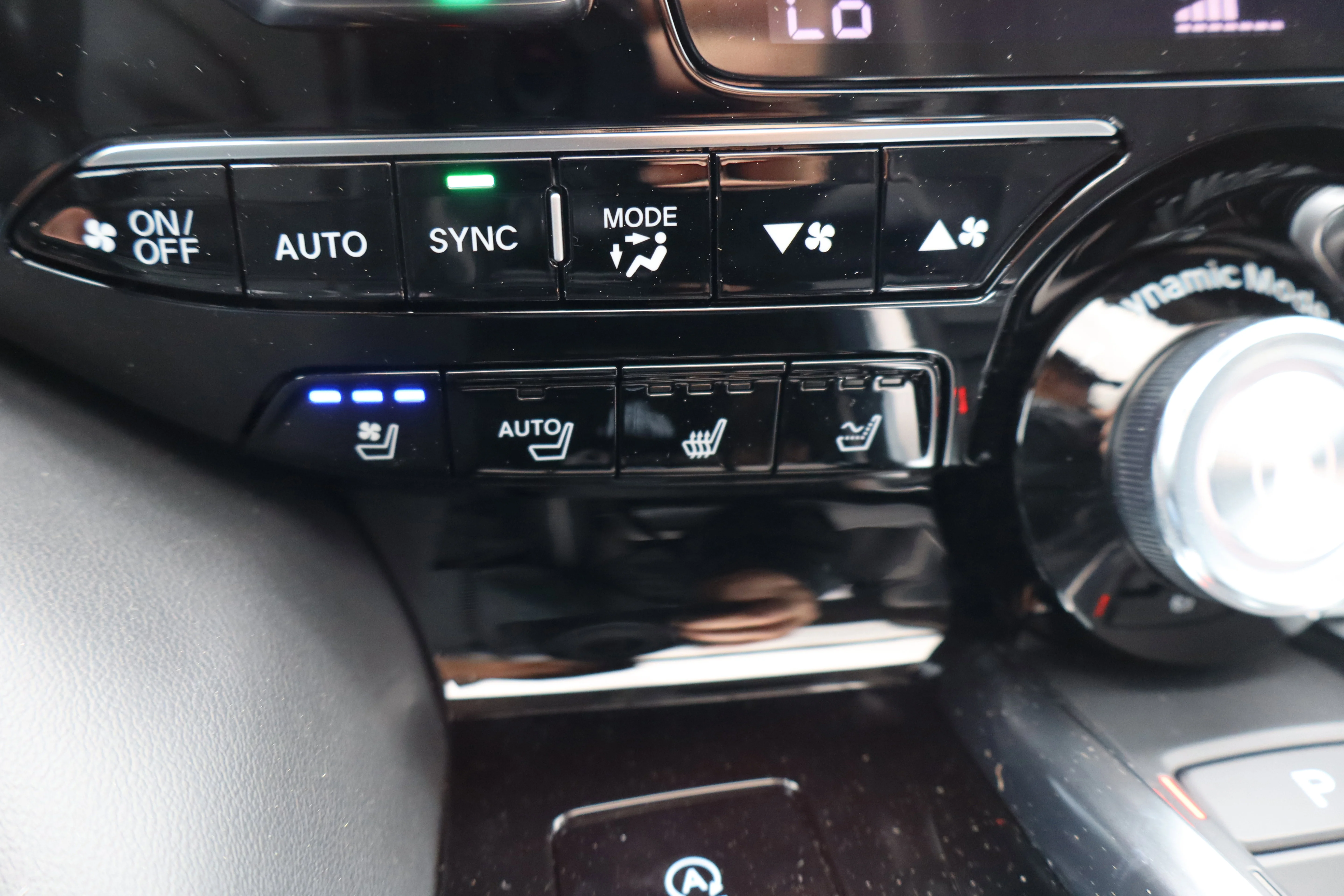 New 2026 Liquid Carbon Metallic Acura w/Advance Package image 18