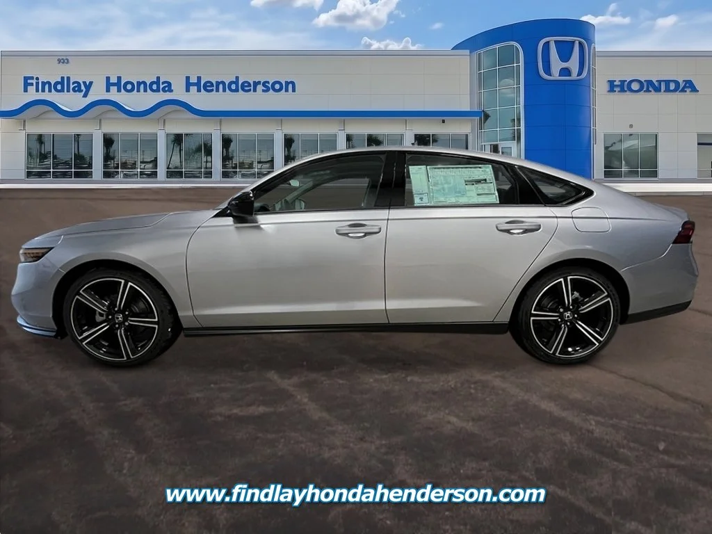 New 2026 Solar Silver Metallic Honda SE image 2