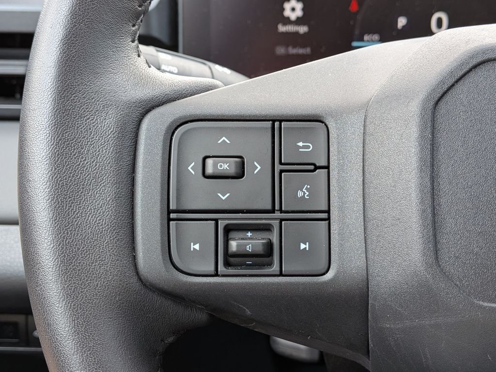 Used 2026 Black Toyota XLE Premium image 21