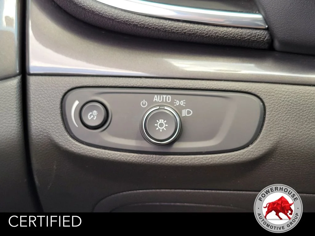 Used 2018 White Buick Preferred image 24