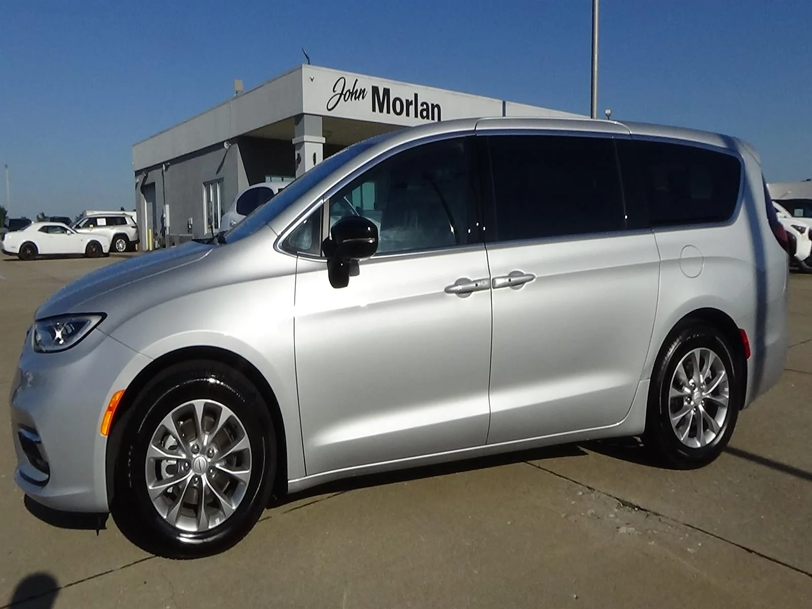 Certified Used 2026 Silver Mist Clear Coat (pse) Chrysler Limited image 1