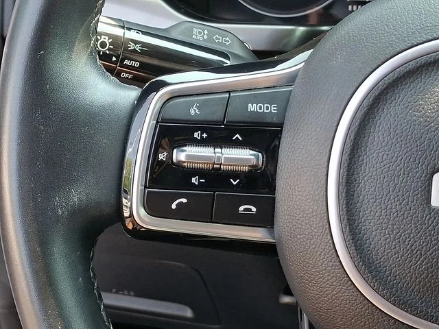 Certified Used 2023 White Kia S image 21