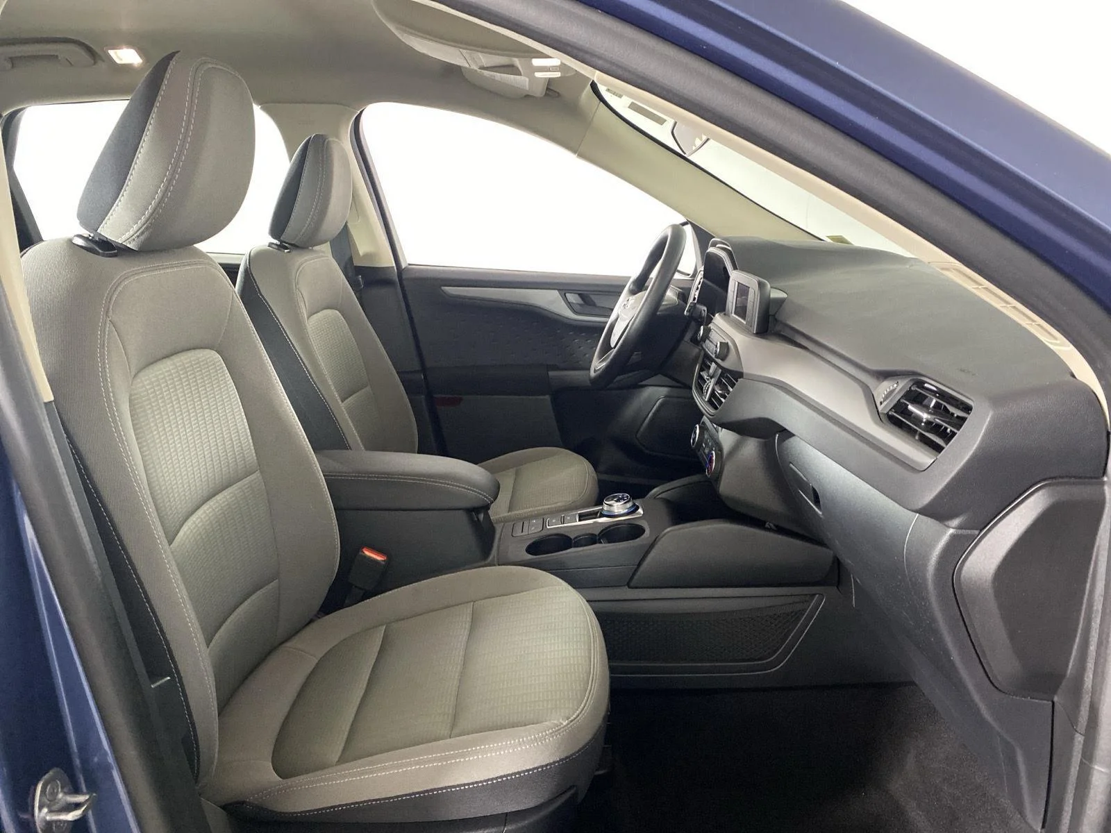 Used 2020 Blue Ford S image 33