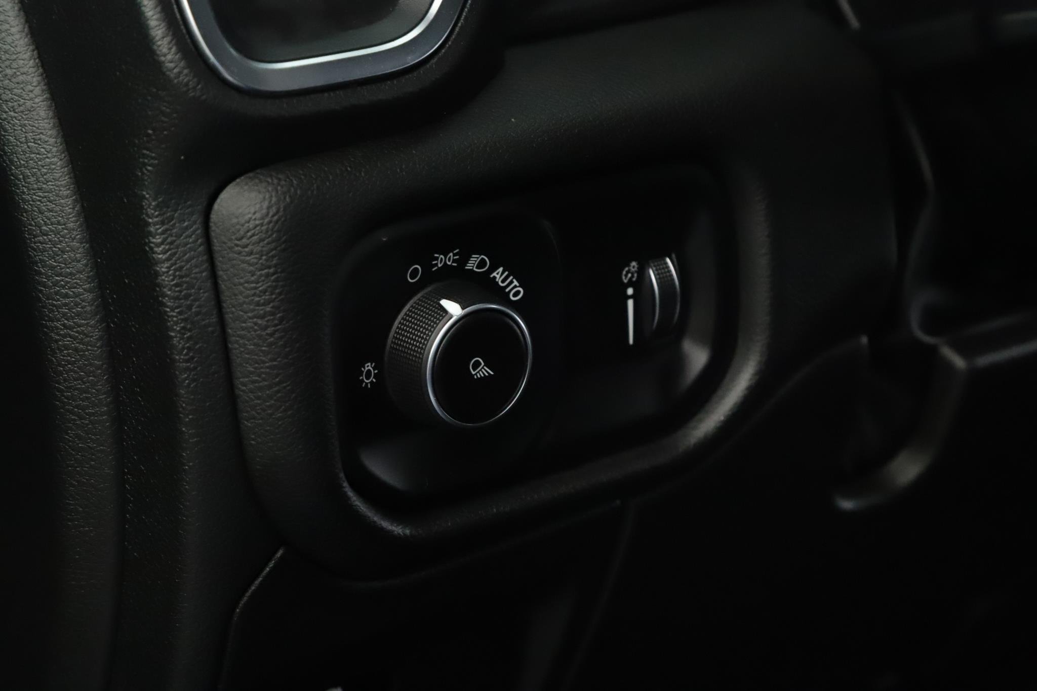 2024 RAM Ram 1500 Pickup Laramie - Photo 9